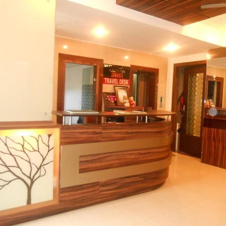 Hotel Crystal Retreat Агра Екстер'єр фото